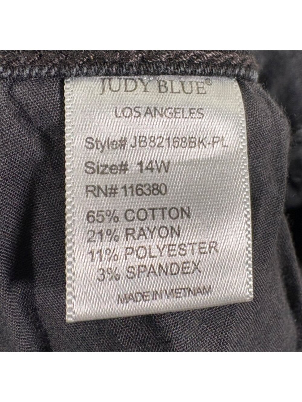 Judy Blue Mid Rise Distressed Leopard Patch Skinny Jeans Size 14W - Picture 10 of 10